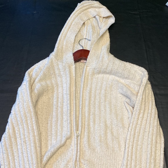 small Women’s cropped jacket - Picture 2 of 3